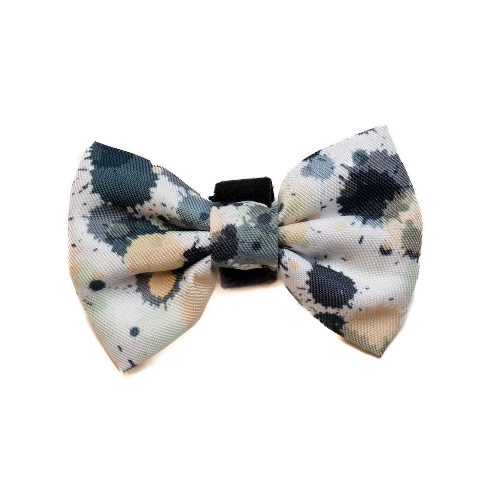 Harleys Companions - Funk the Dog Collar, Bowtie & Bandana Set | Paint Splodge Grey, Green, Yellow & White