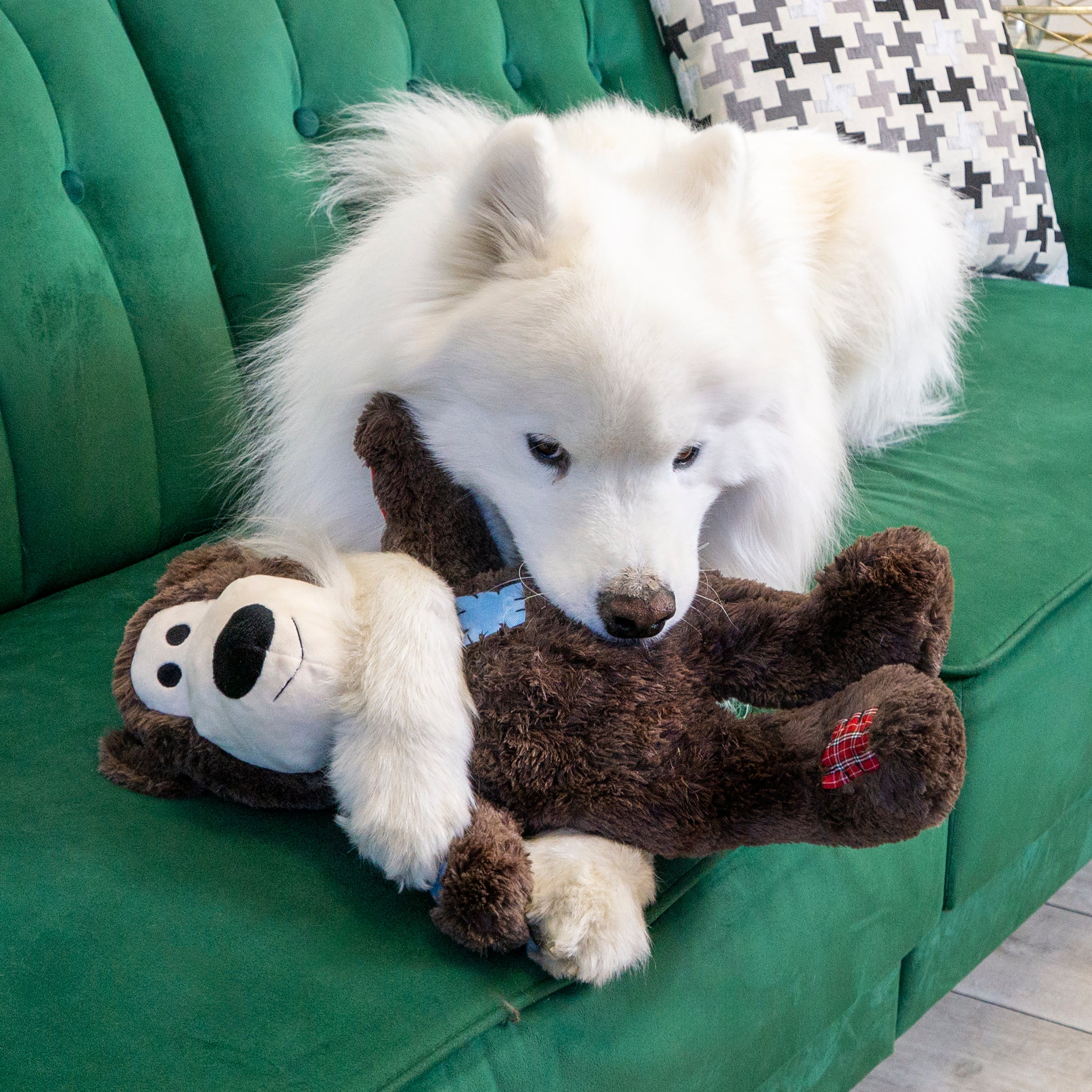KONG WildKnots Bear Jumbo Squeaky Plush Dog Toy - X-Large Assorted